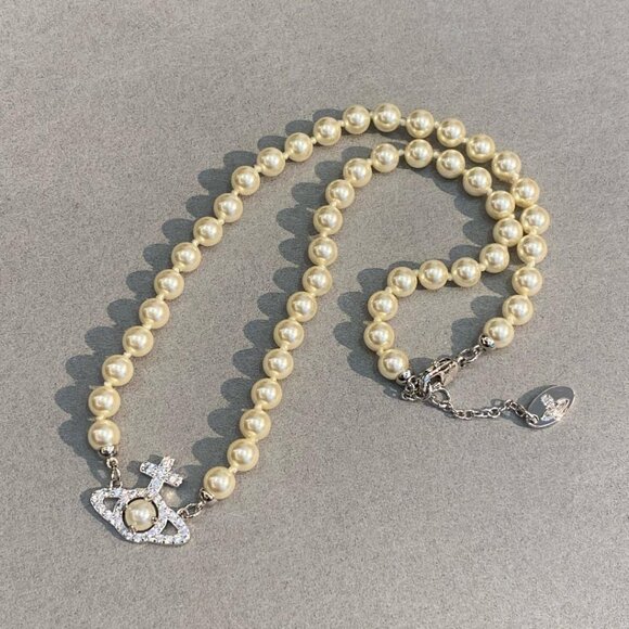 Vivienne Westwood Jewelry - Vivienne Westwood Women's Pearl Necklace